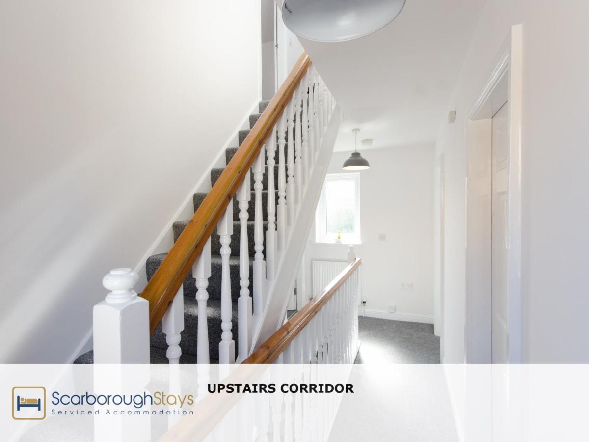 Candler Lodge - 3 Bedroom Townhouse With Parking - Patio Area & Seating Scarborough Ngoại thất bức ảnh