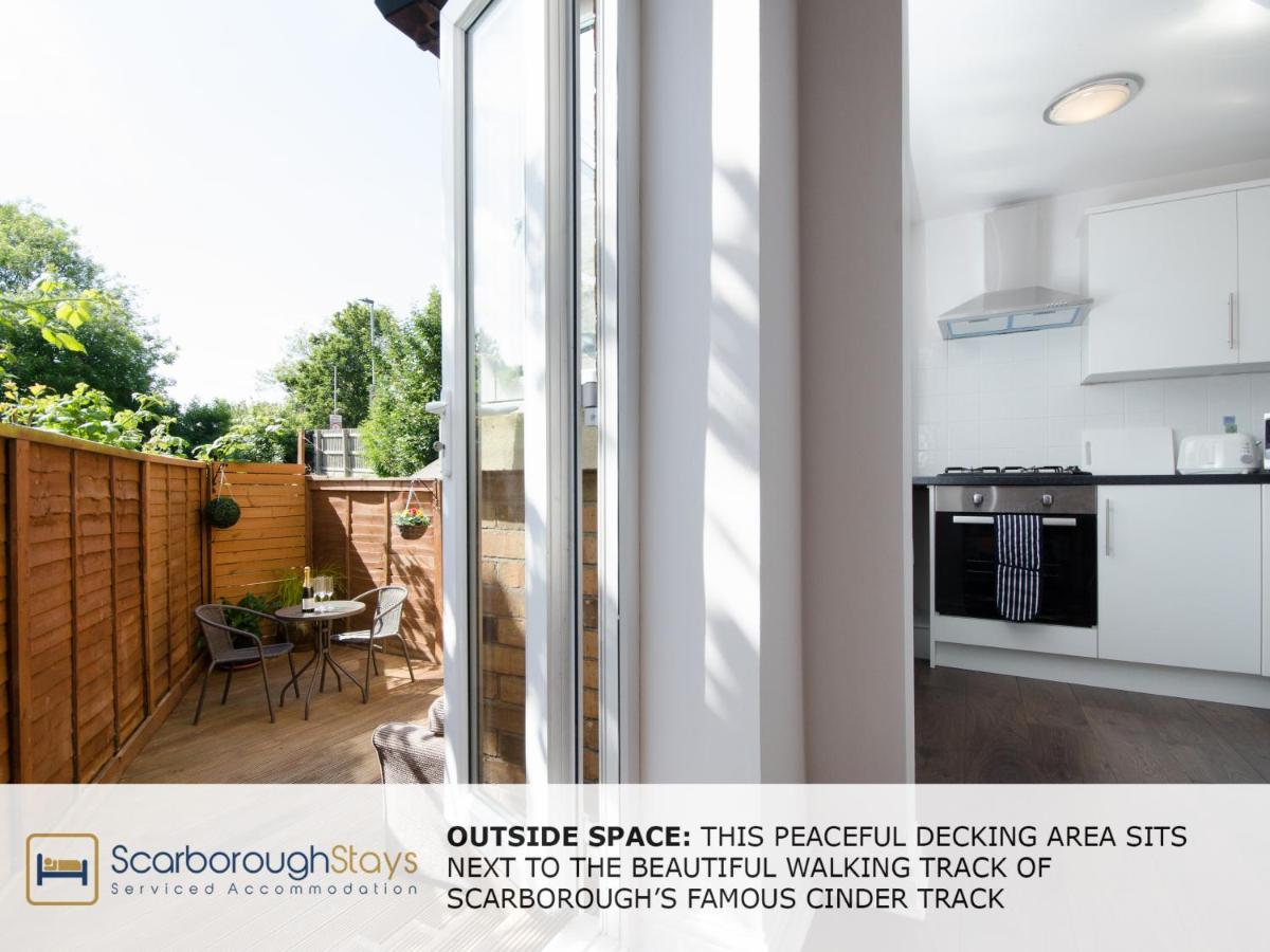 Candler Lodge - 3 Bedroom Townhouse With Parking - Patio Area & Seating Scarborough Ngoại thất bức ảnh